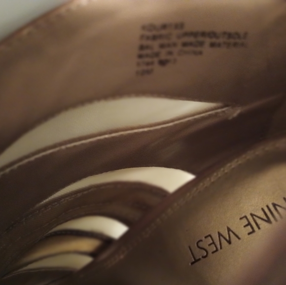 Nine West Beige Suede Mesh Material Peep Toe Ankle Bootie Size 10 - Picture 5 of 6